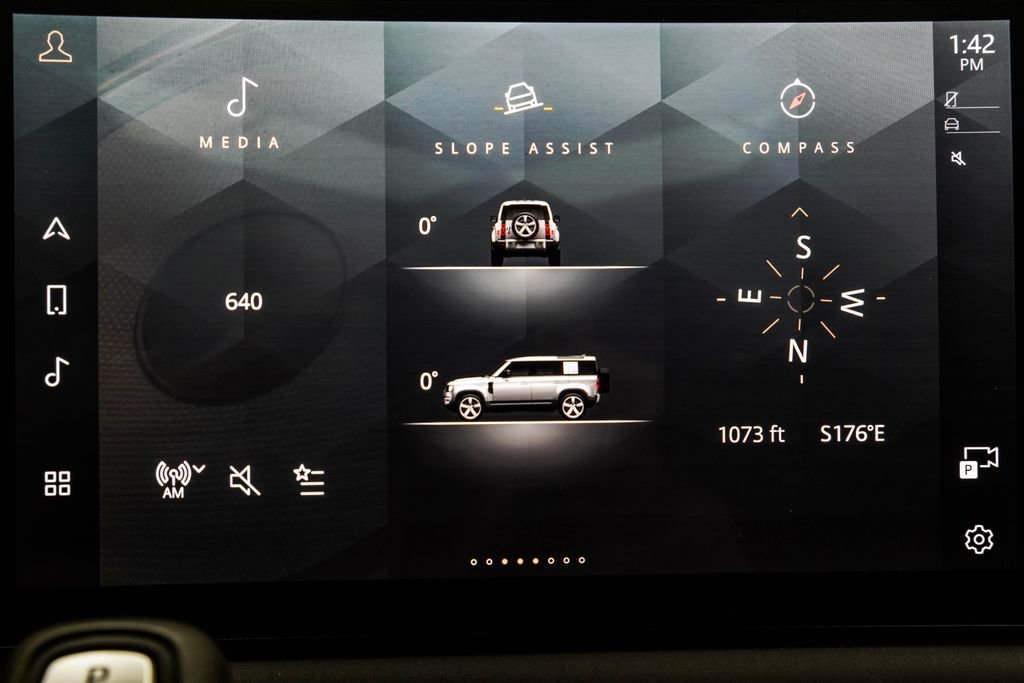 2025 Land Rover Defender 110 S