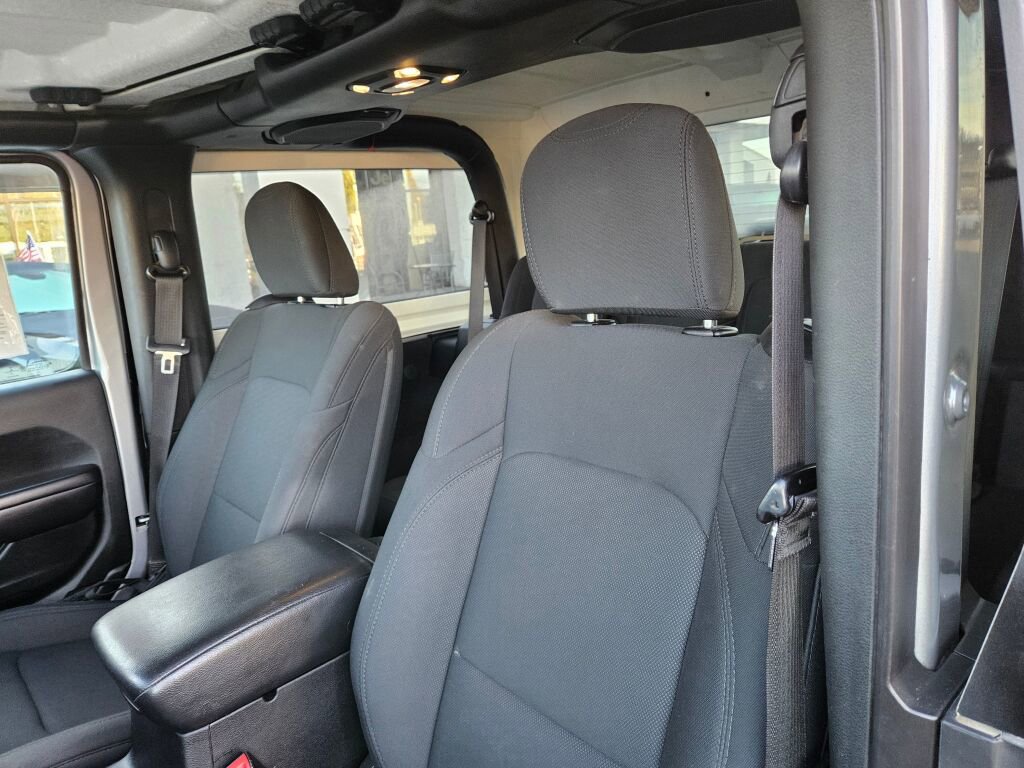 2020 Jeep Wrangler Sport