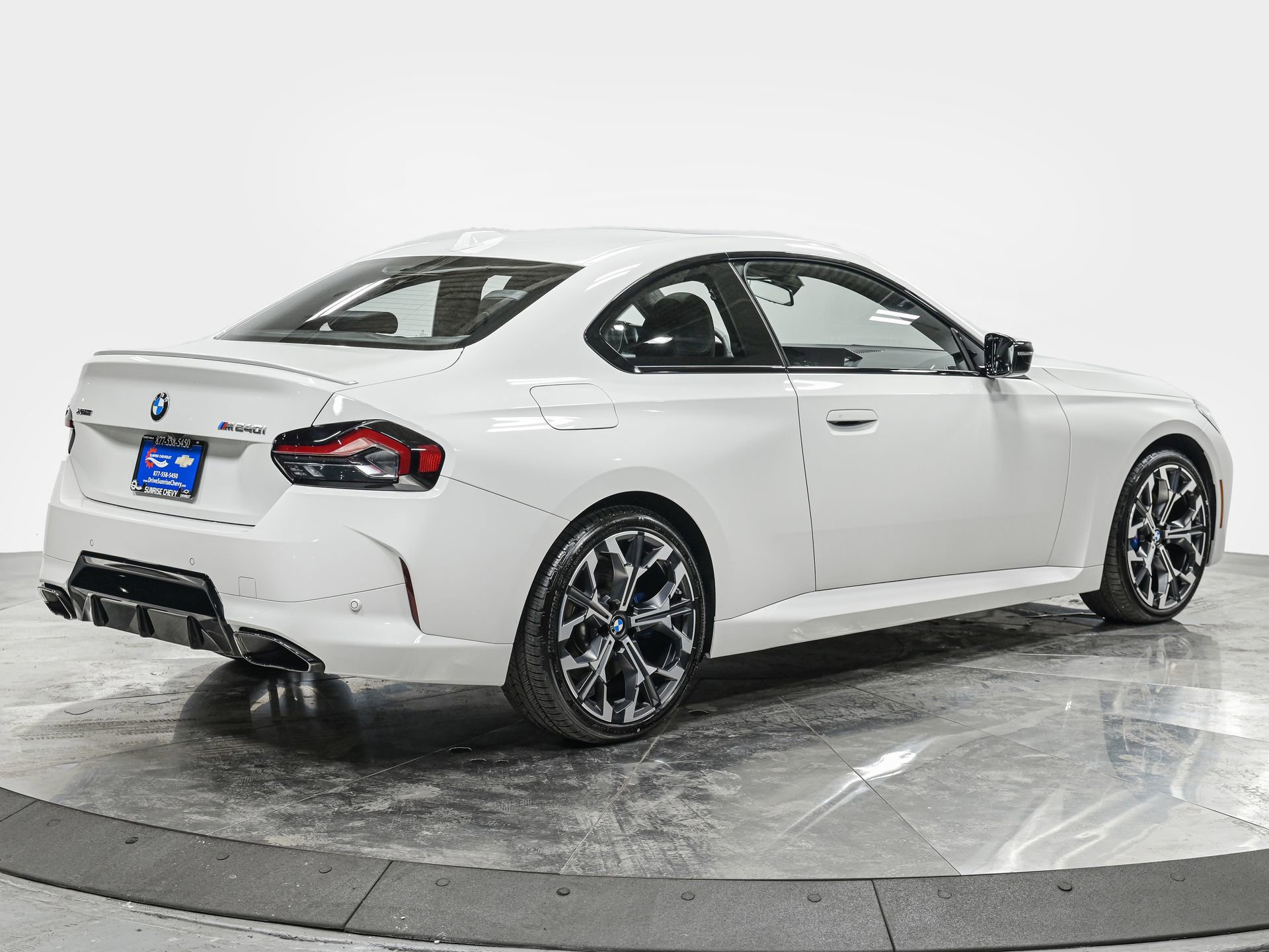 2025 BMW M240i xDrive Coupe