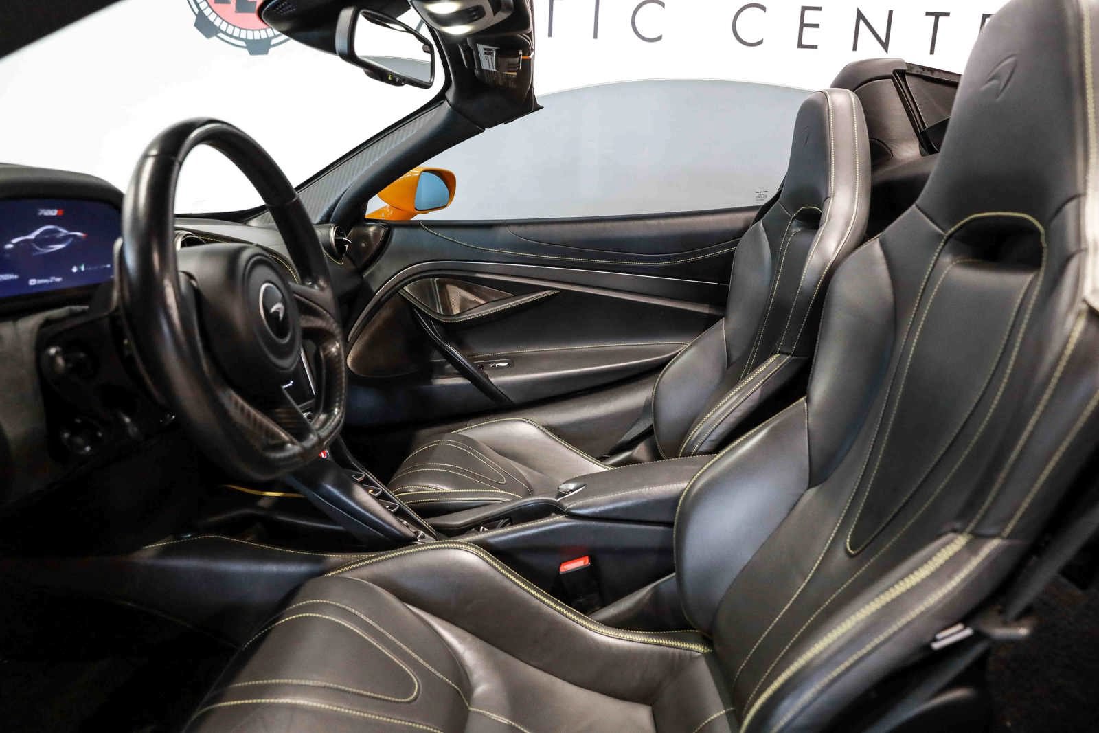 Used 2022 McLaren 720S Performance photo 35