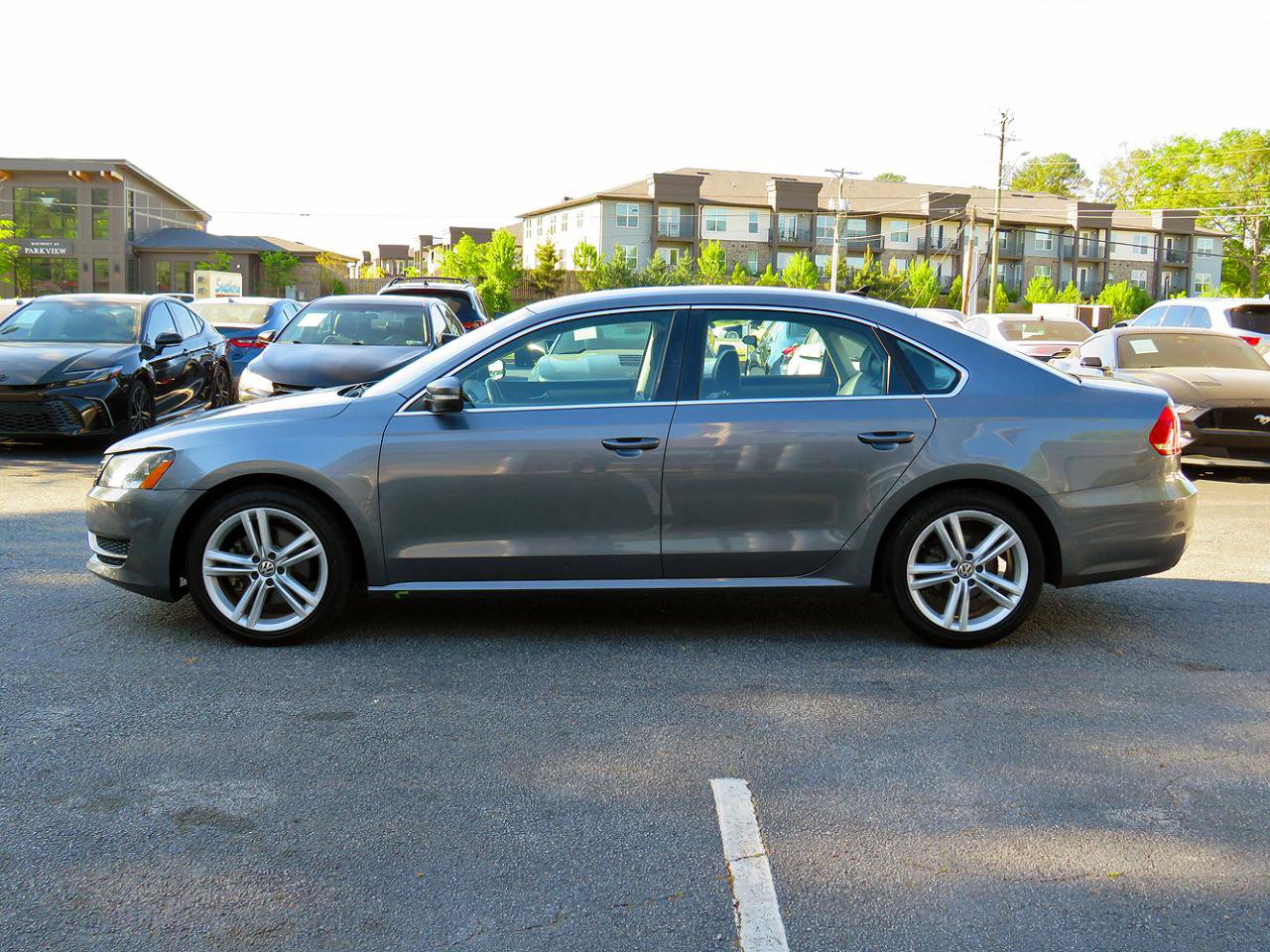 2014 Volkswagen Passat 1.8T SE