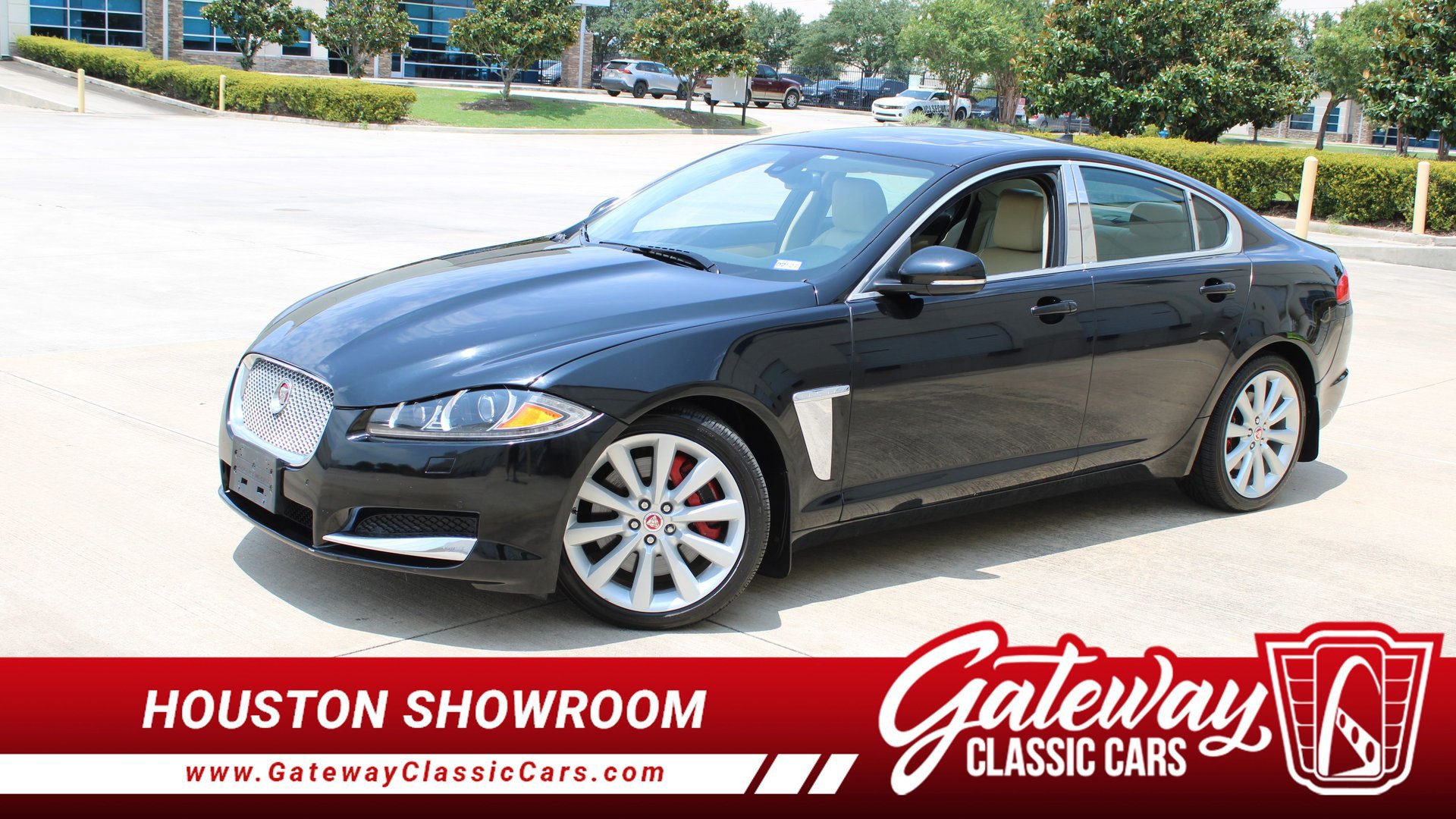 Used 2014 Jaguar XF 3.0