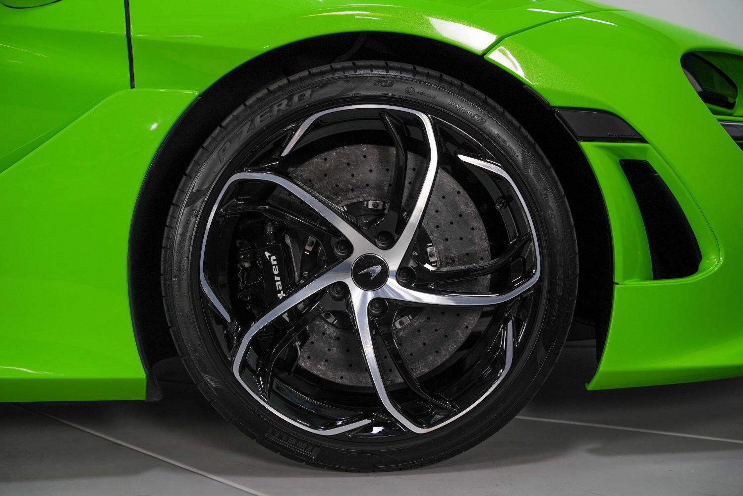 Used 2024 McLaren 750S Spider photo 26