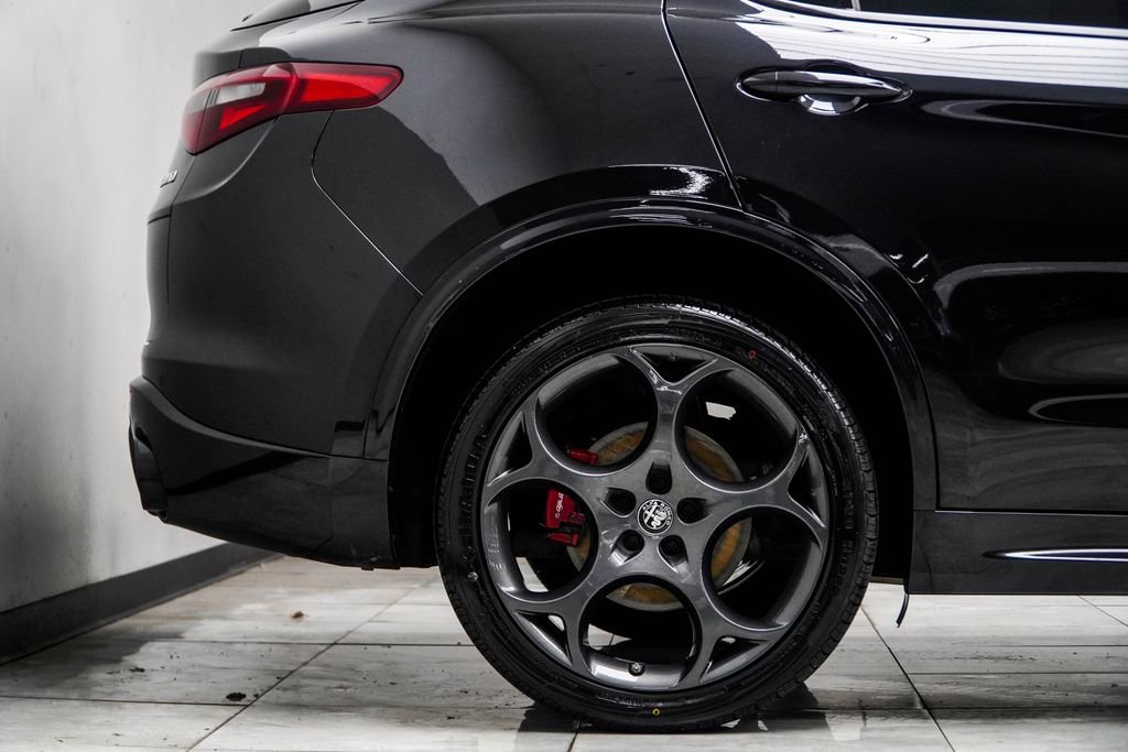 2023 Alfa Romeo Stelvio Veloce