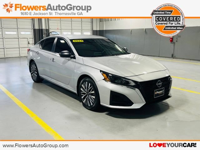 Used 2024 Nissan Altima 2.5 SV