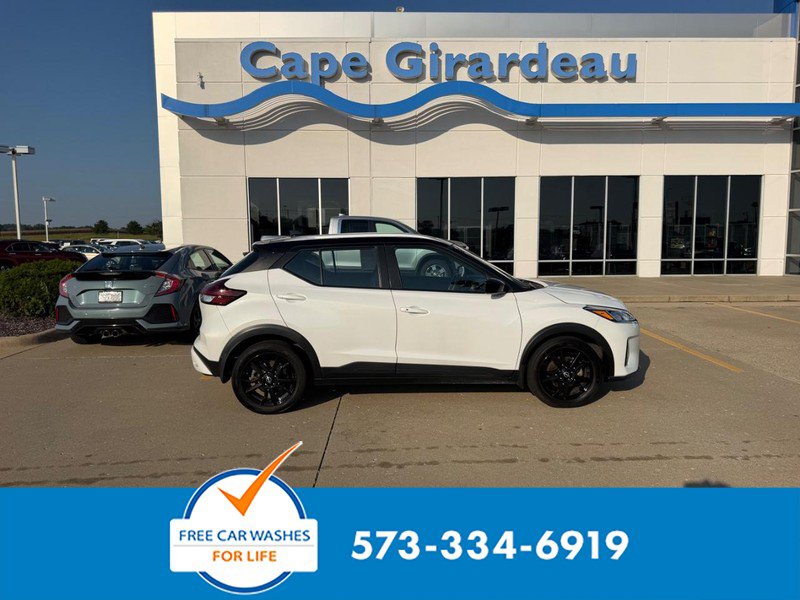 Used 2023 Nissan Kicks SV