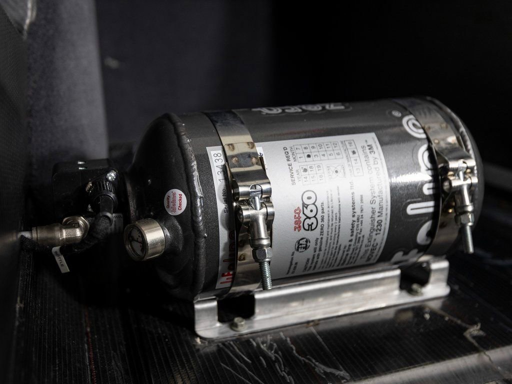 Used 2015 McLaren P1 photo 27