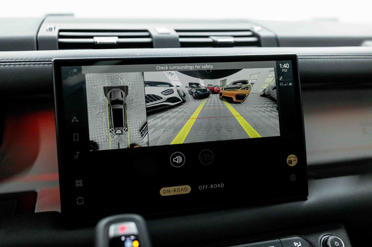 2023 Land Rover Defender 130 SE