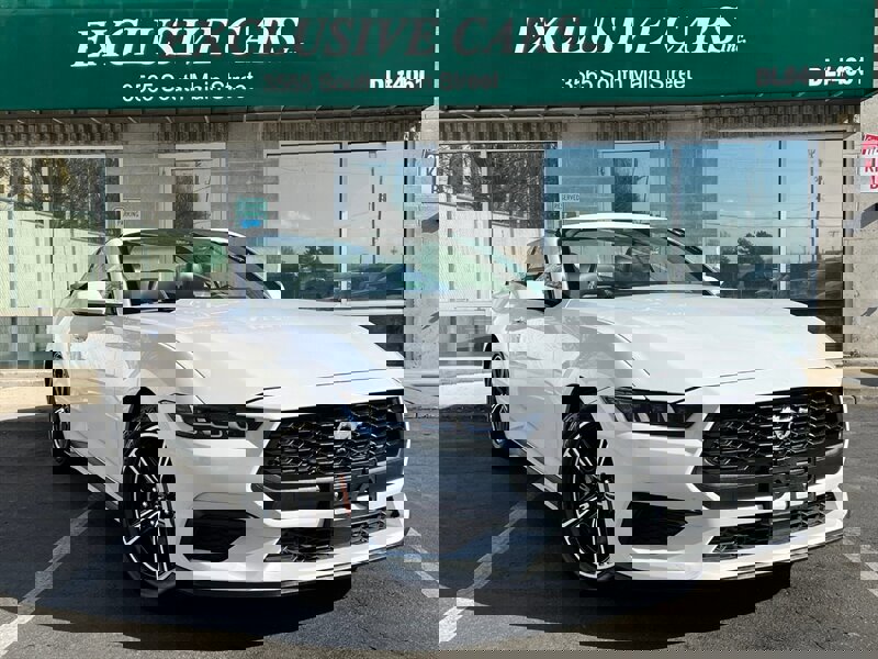 2024 Ford Mustang Premium