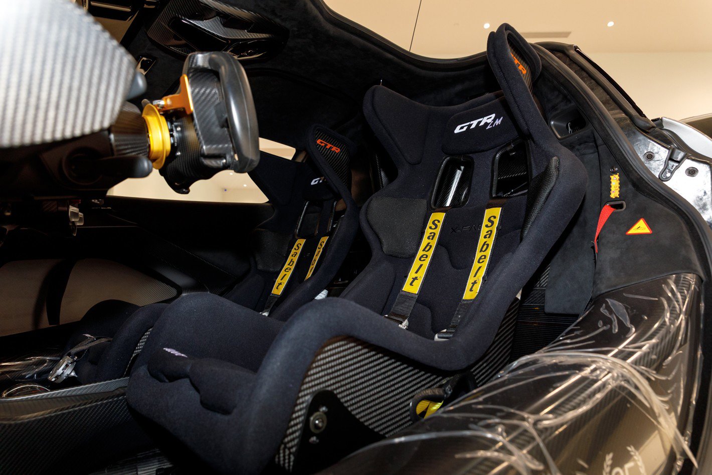 Used 2020 McLaren Senna photo 57