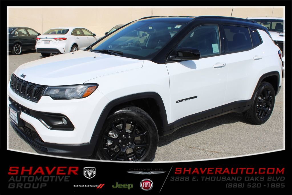 Used 2023 Jeep Compass Altitude