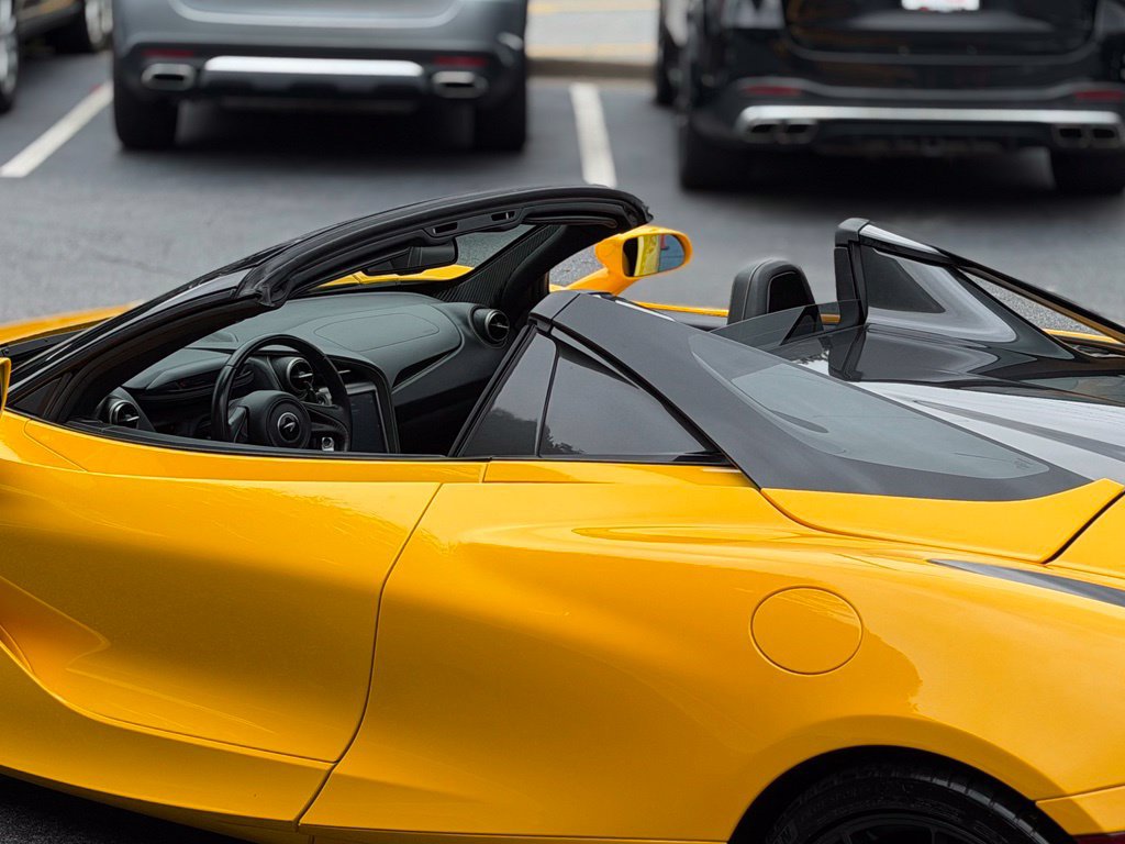 Used 2022 McLaren 720S Spider photo 27
