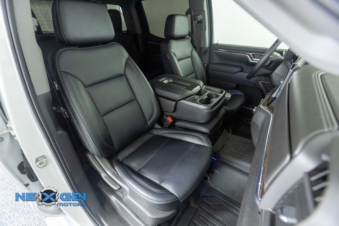 2023 GMC Sierra 1500 SLE