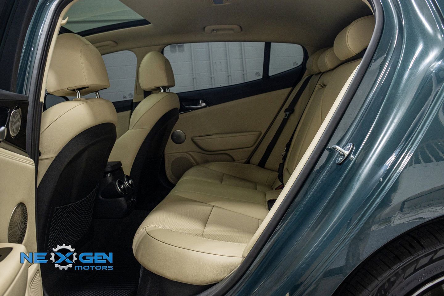 2023 Kia Stinger GT-Line