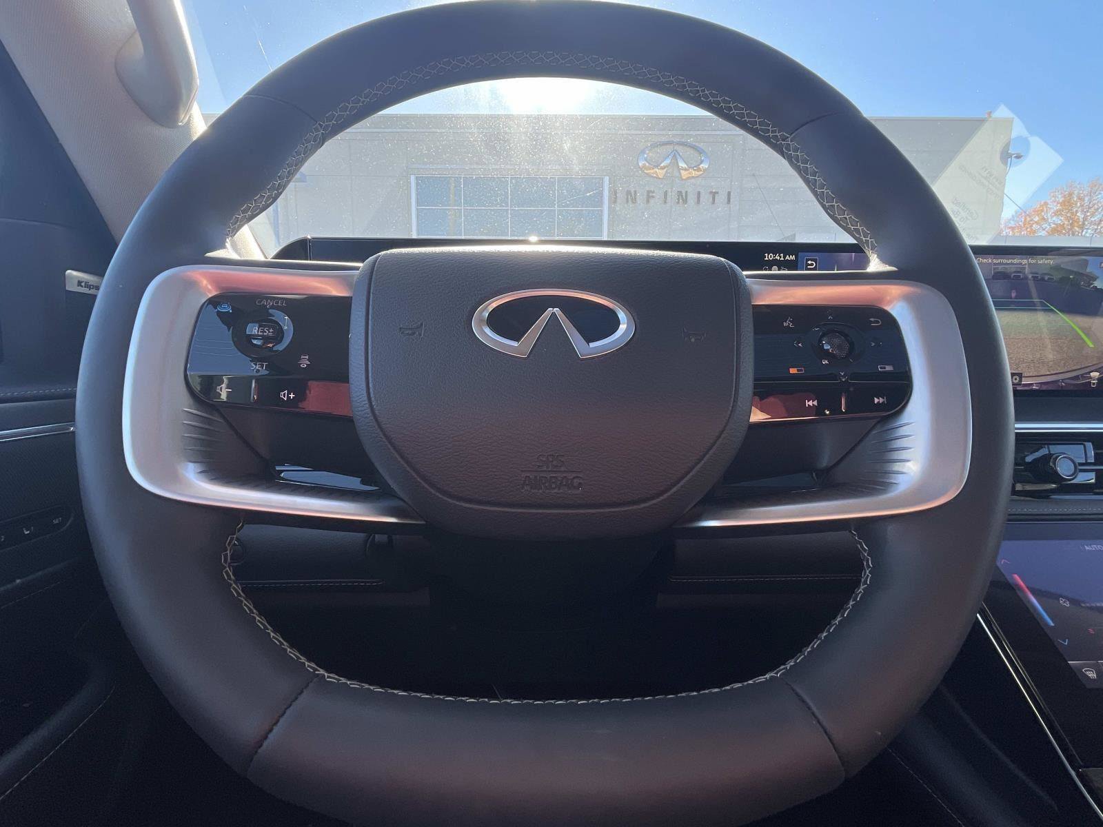 2025 INFINITI Qx80 Pure