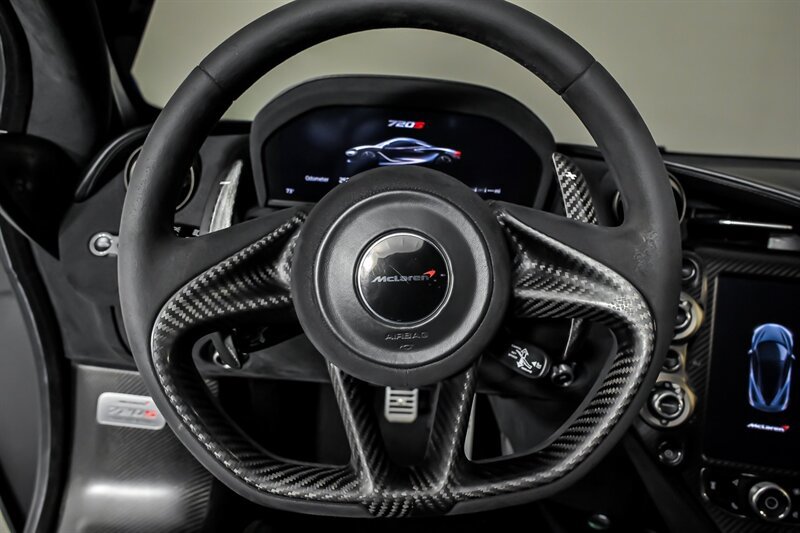 Used 2018 McLaren 720S Luxury photo 29