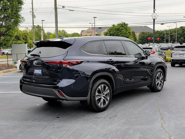 2025 Toyota Highlander XLE