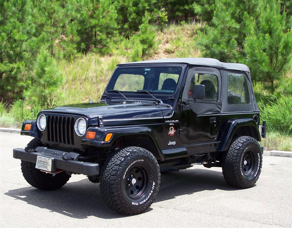 Used 1999 Jeep Wrangler Sahara
