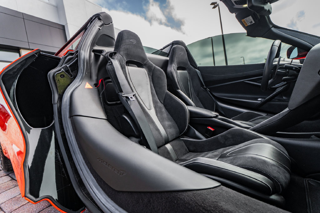 Used 2021 McLaren 720S Performance photo 33