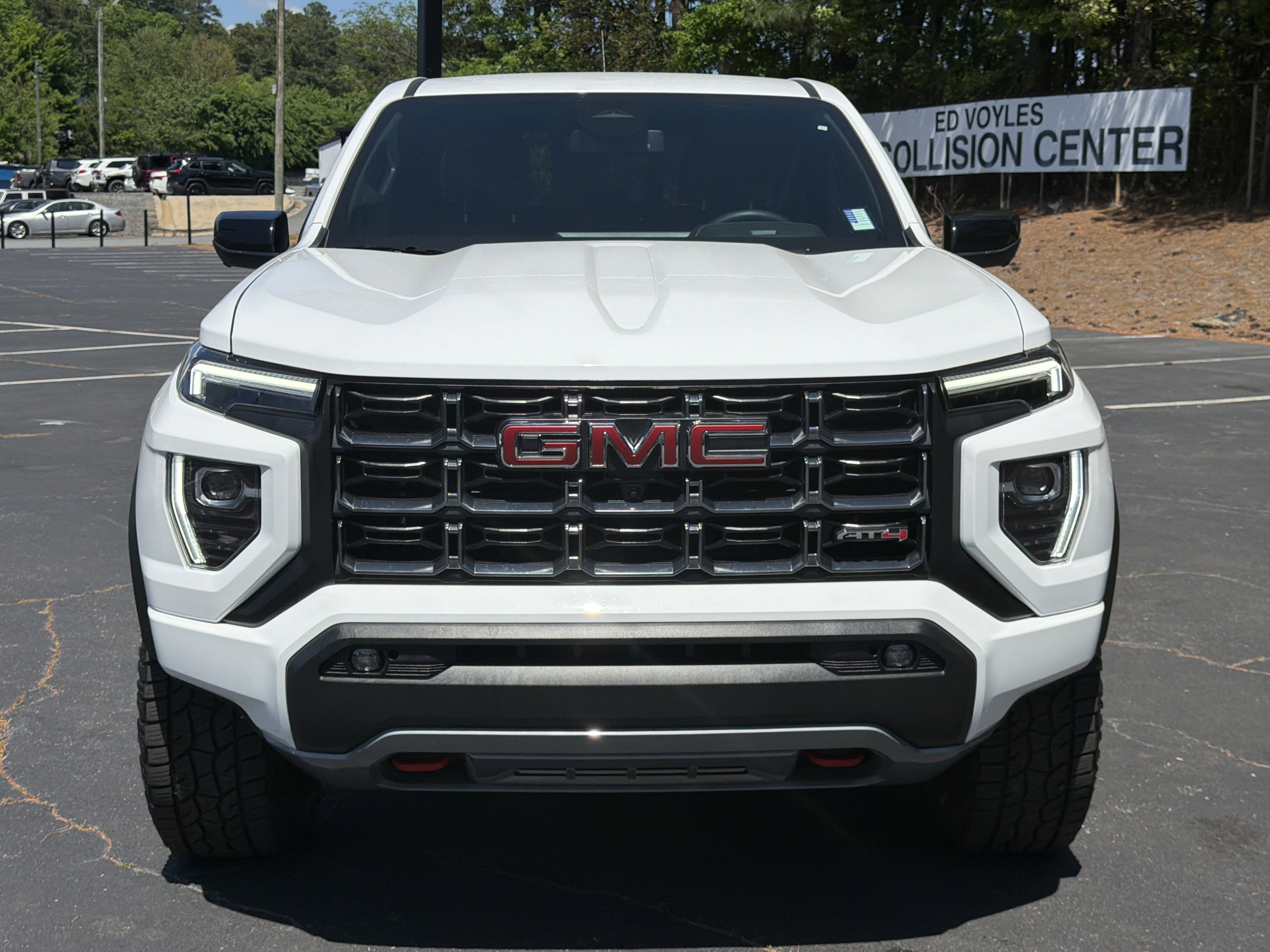 2024 GMC Canyon AT4