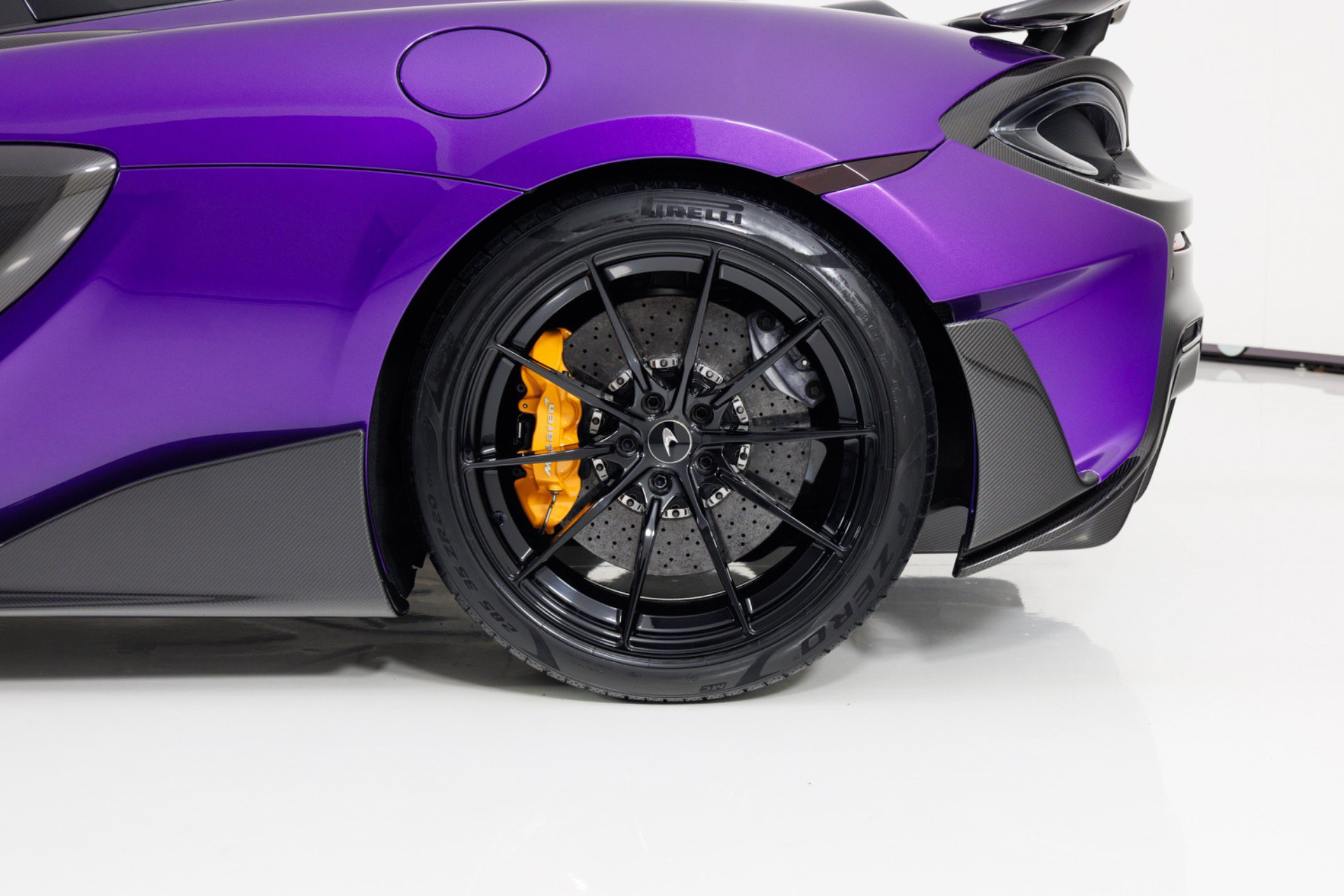 Used 2020 McLaren 600LT Spider photo 14