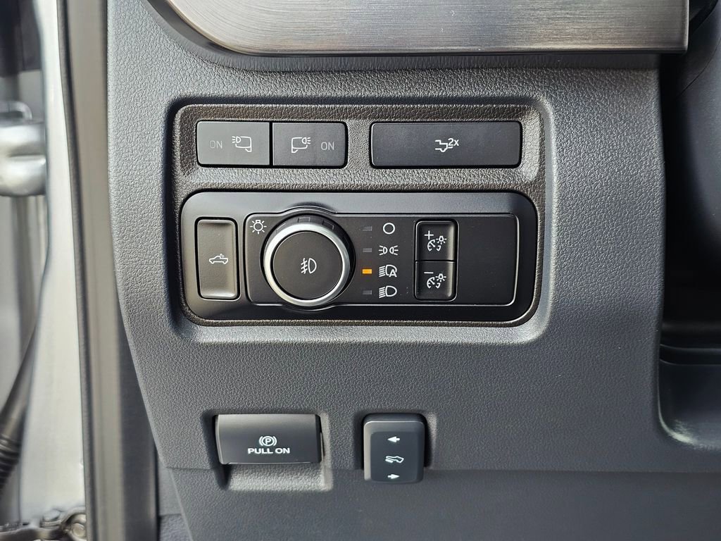 2024 Ford F350 Lariat