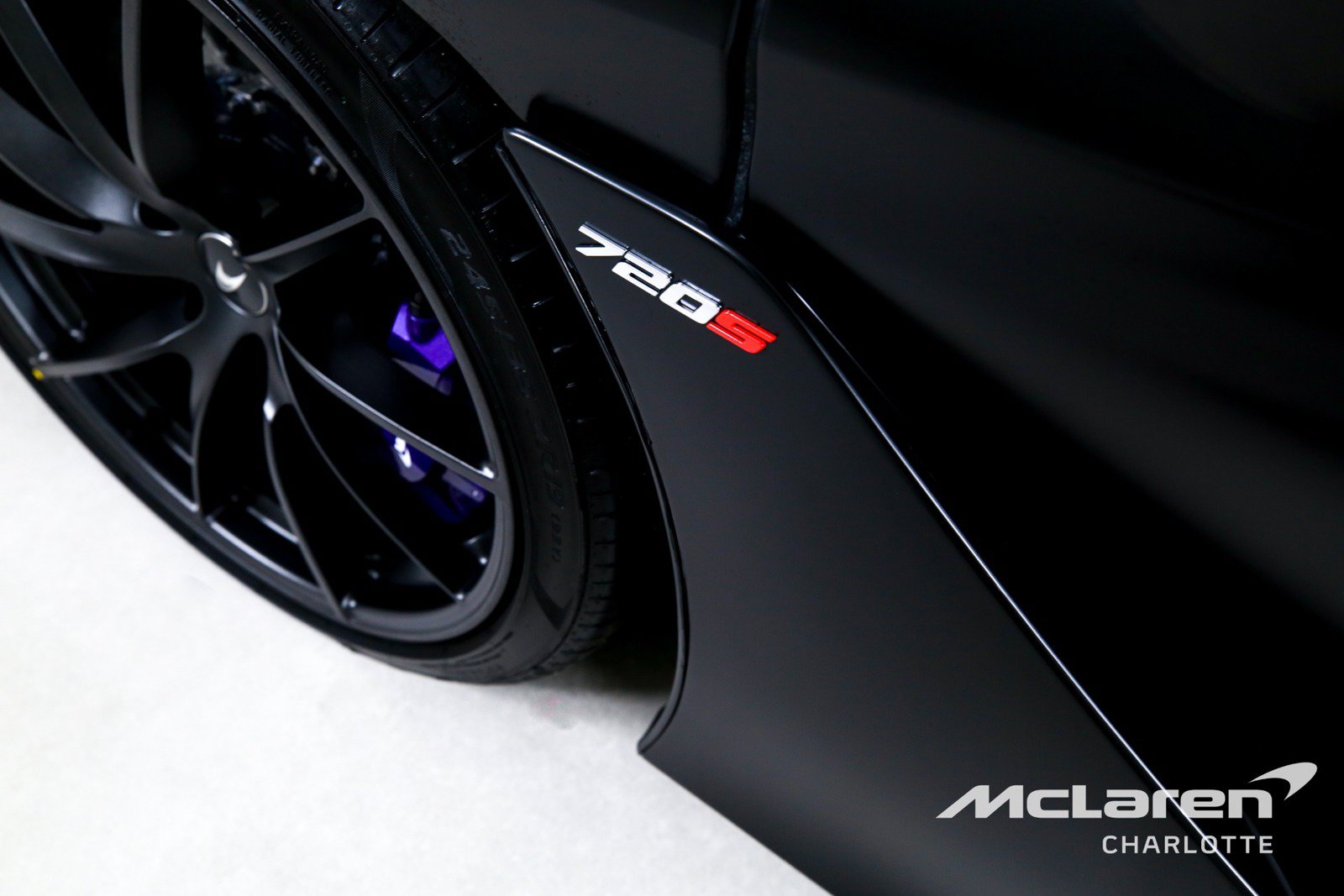 Used 2022 McLaren 720S Spider photo 32