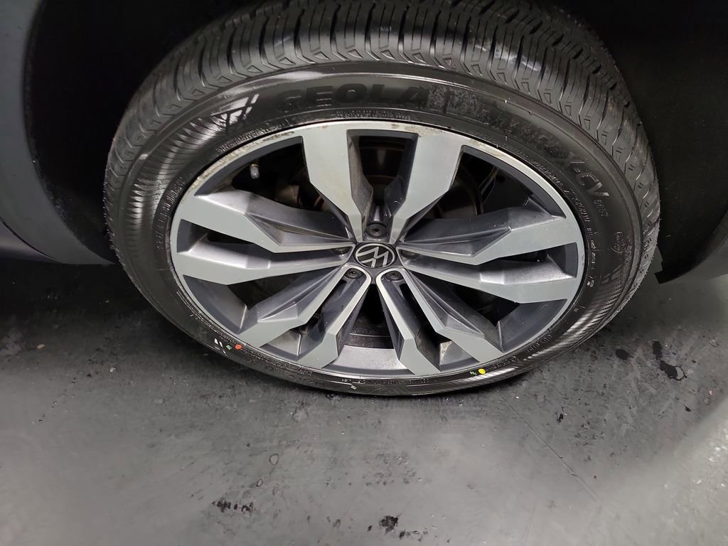 2021 Volkswagen Atlas SEL R-Line