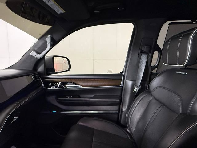 2022 Jeep Grand Wagoneer Series II