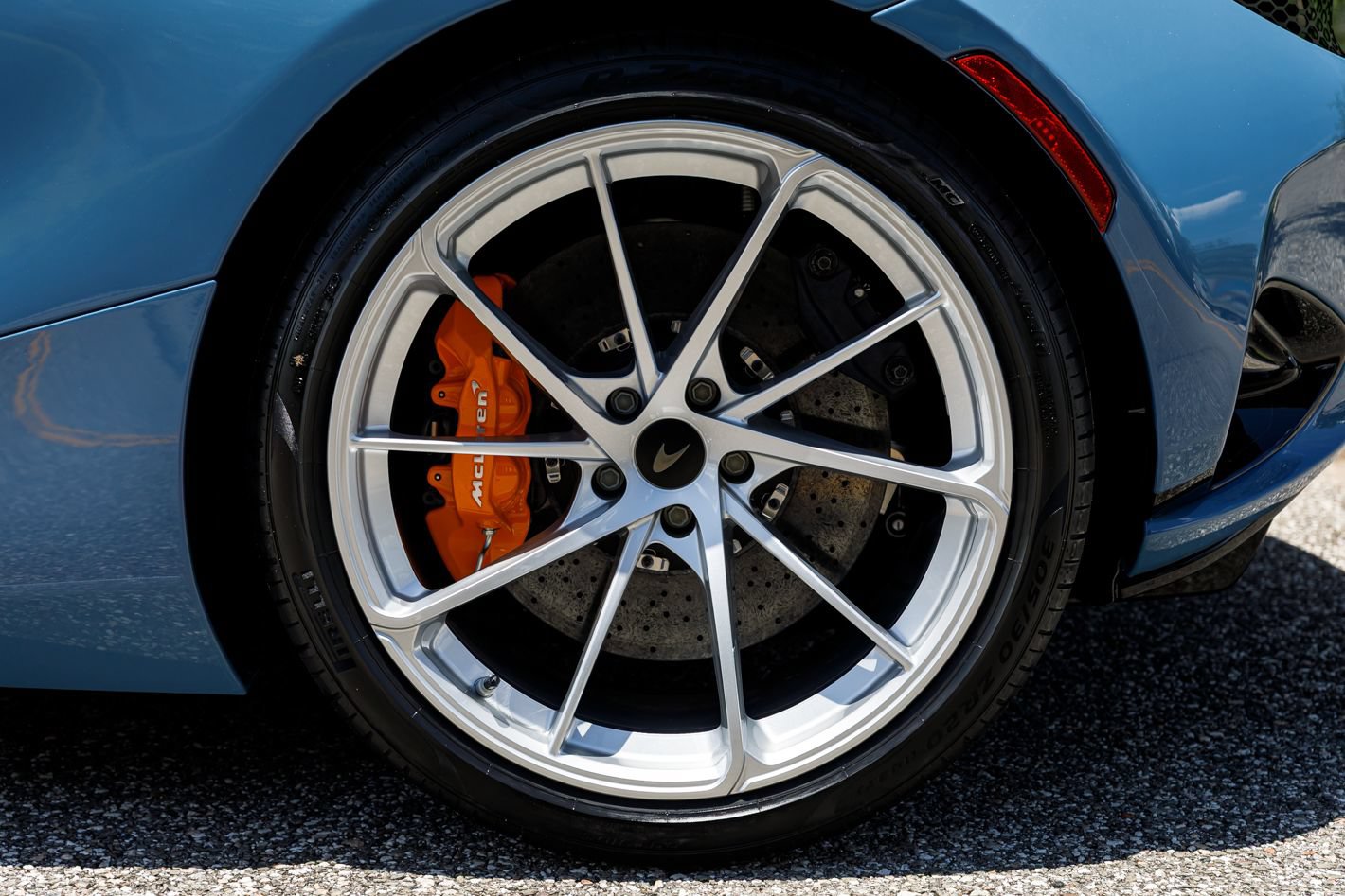 New 2027 McLaren 750S photo 28