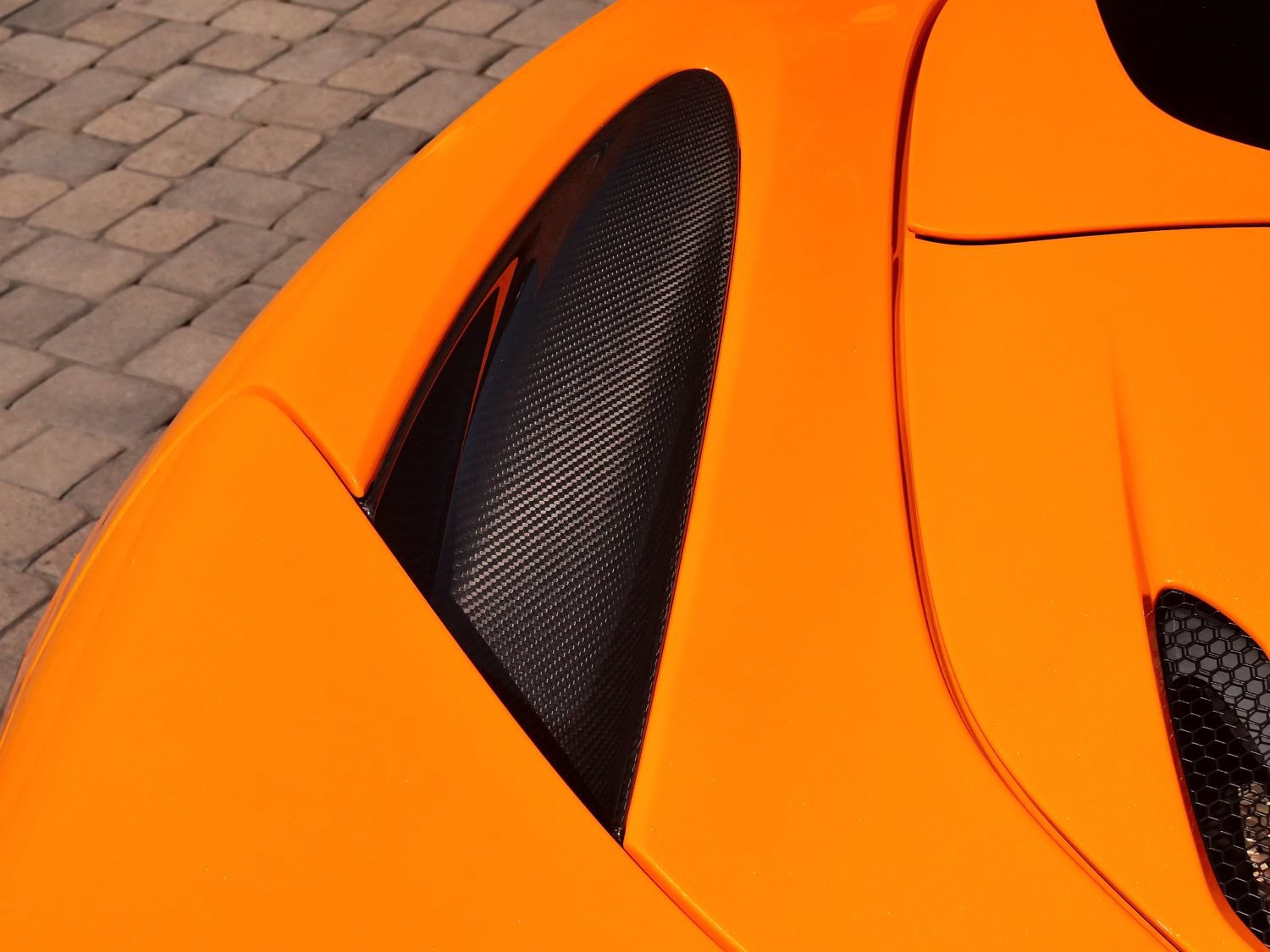 Used 2023 McLaren 720S Performance photo 14