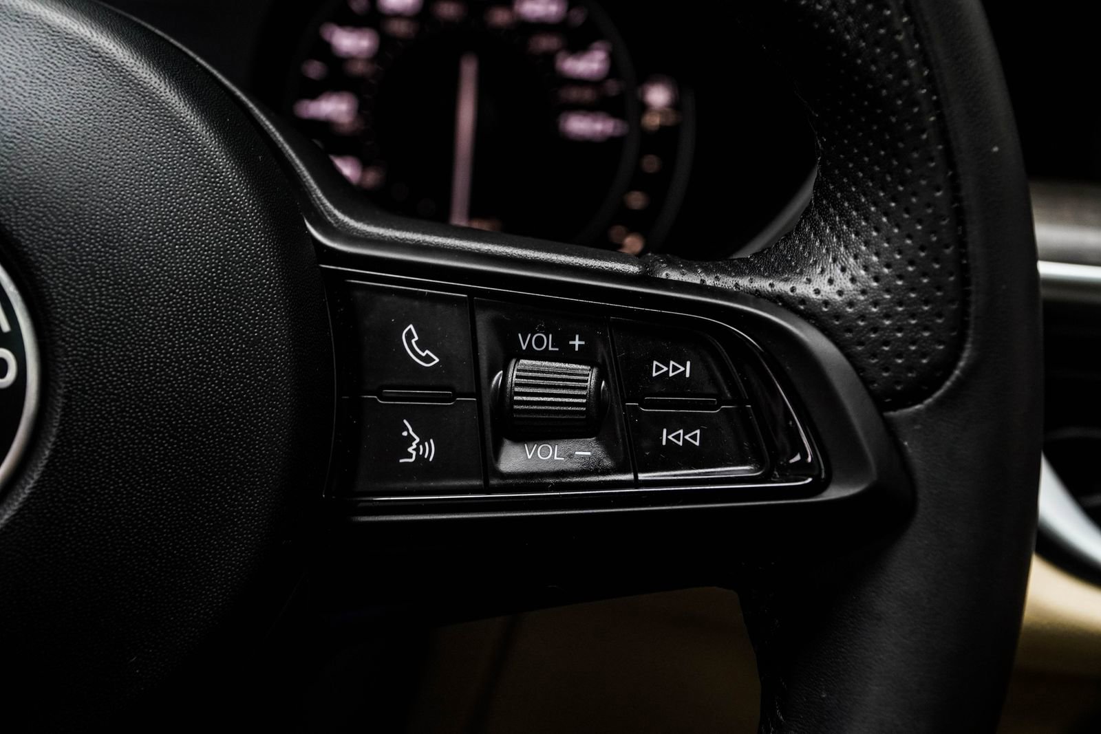 2023 Alfa Romeo Stelvio Ti Lusso