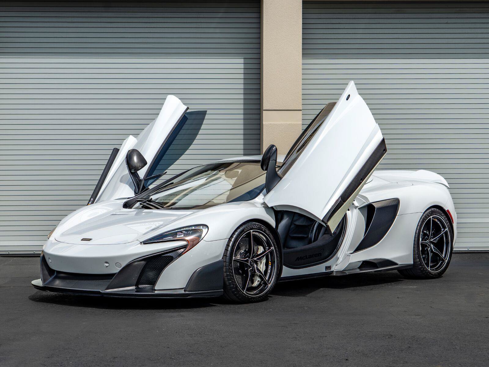 Used 2016 McLaren 675LT Spider 5