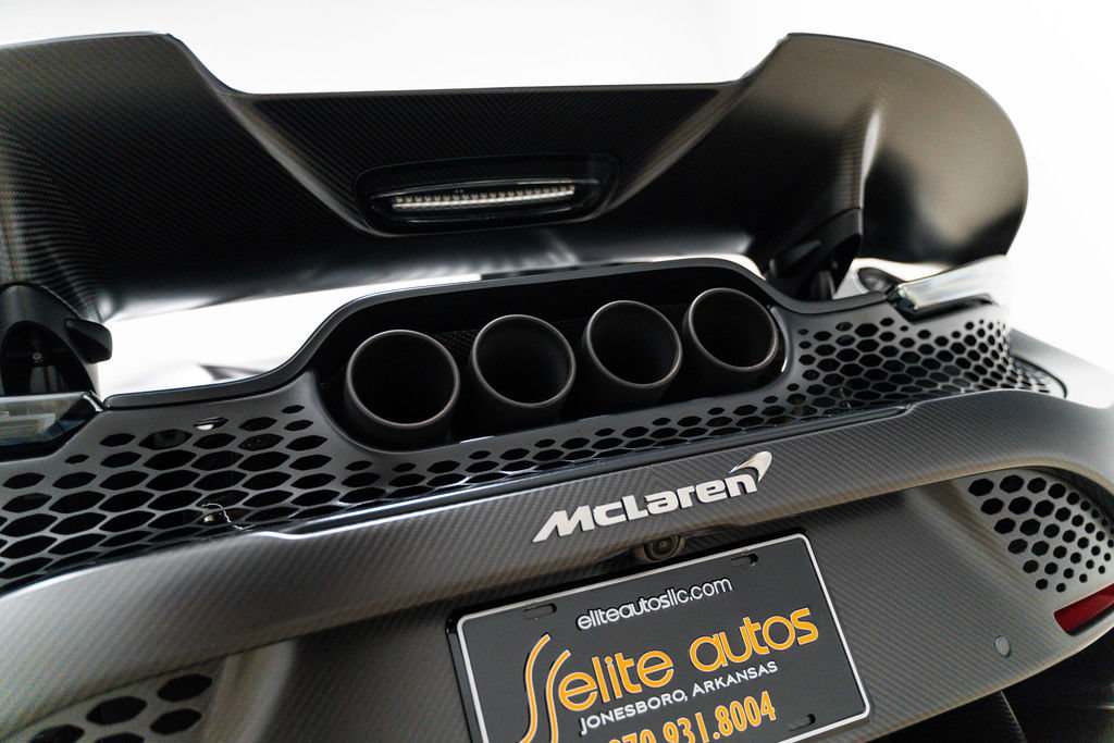 Used 2022 McLaren 765LT photo 4