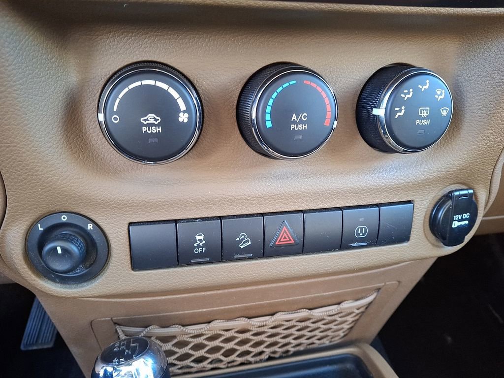 2013 Jeep Wrangler Sahara