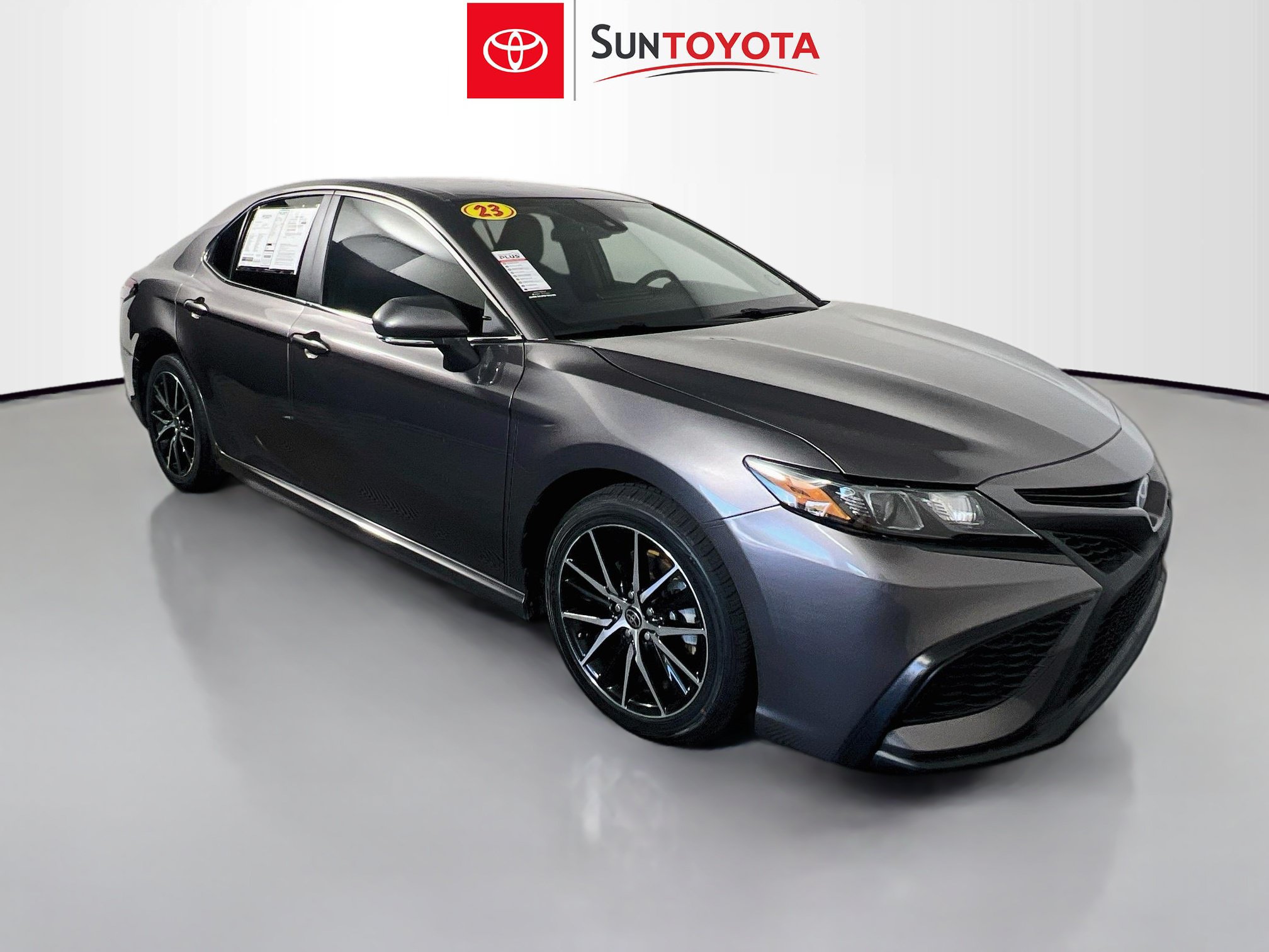 Used 2023 Toyota Camry SE