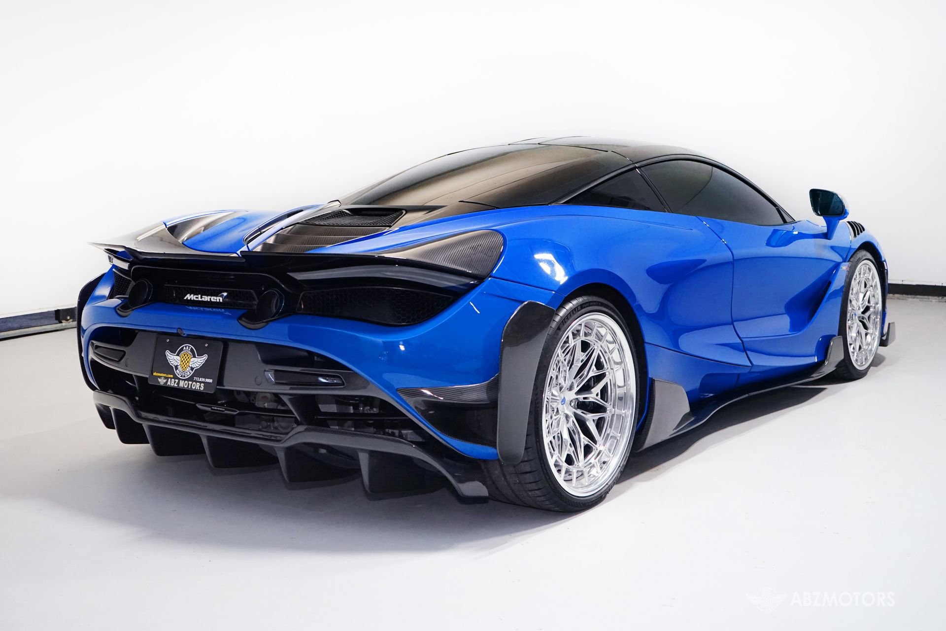 Used 2019 McLaren 720S Luxury photo 6
