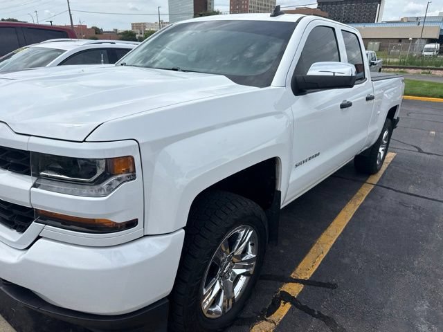 Used 2018 Chevrolet Silverado 1500 Custom w/ Custom Value Package