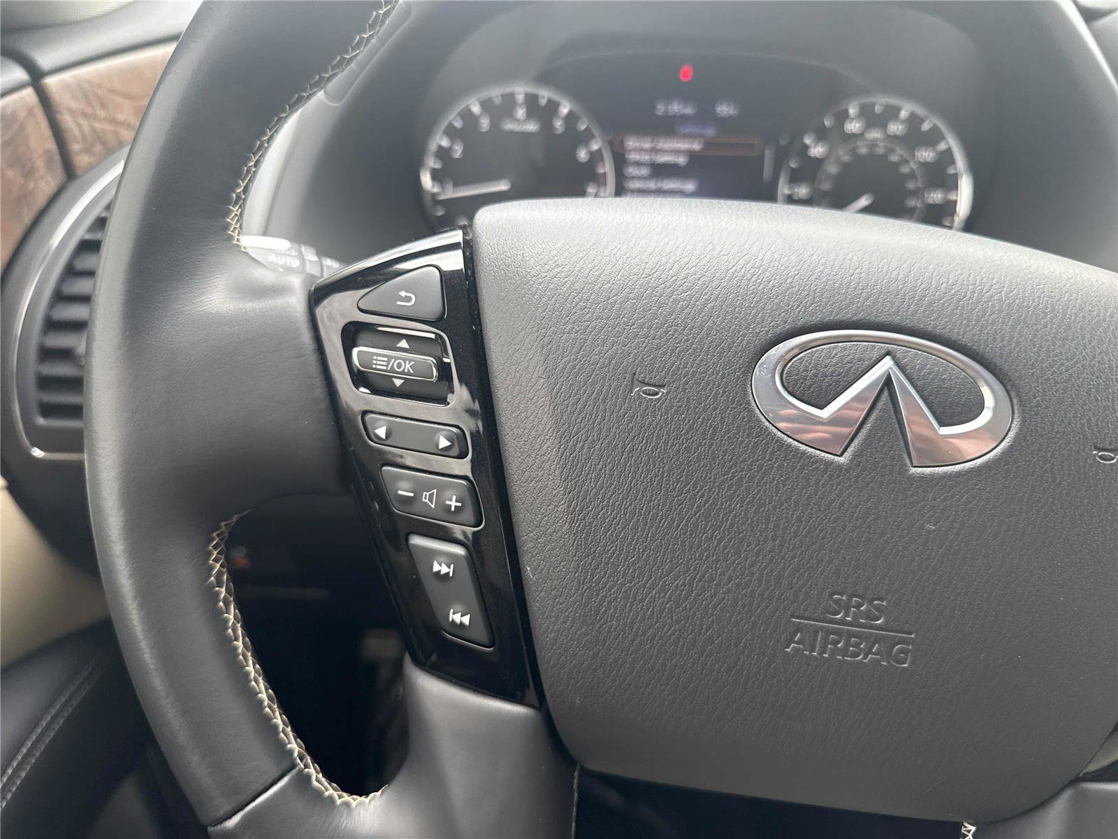 2023 INFINITI Qx80 Premium Select