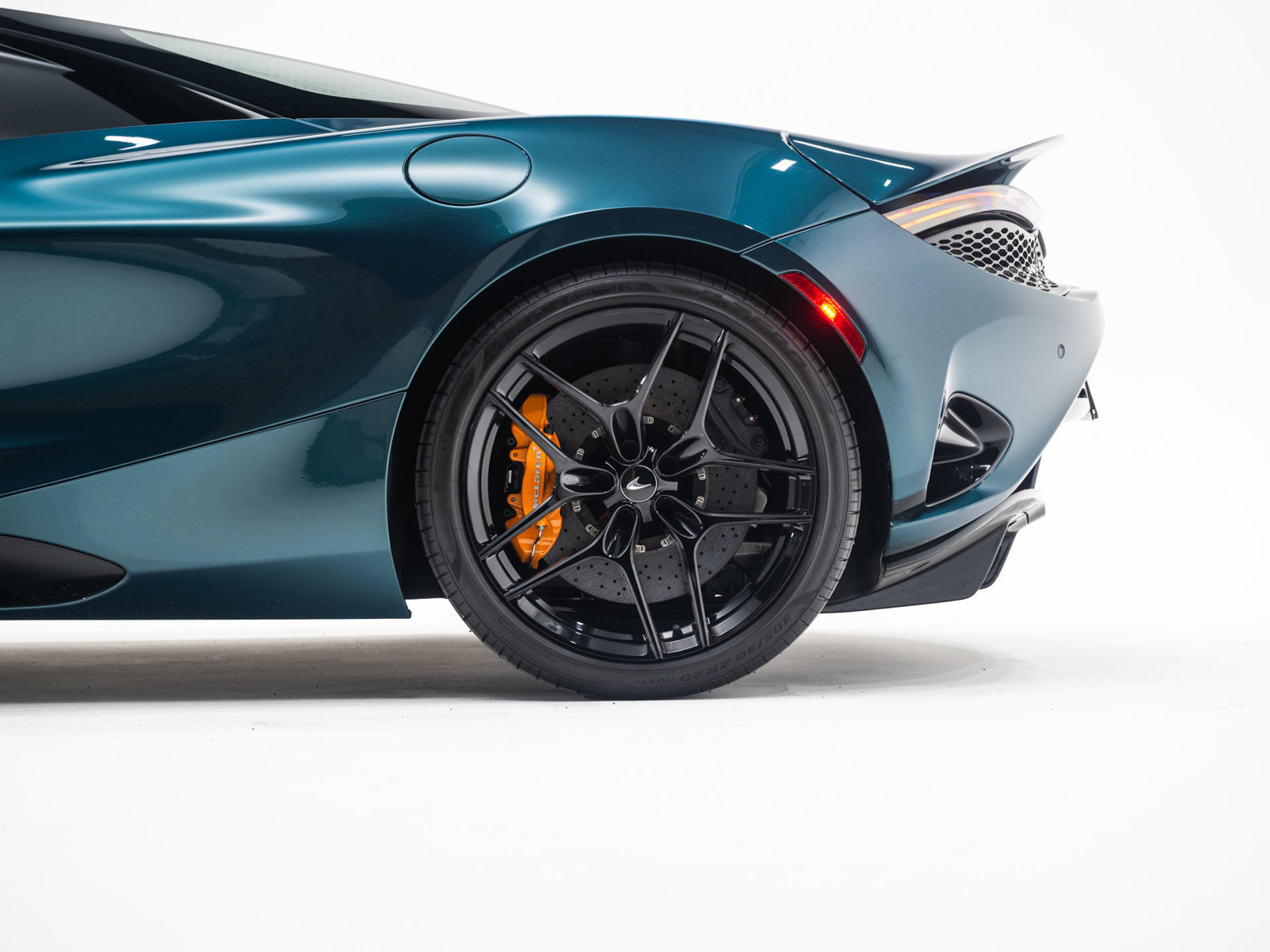 Used 2024 McLaren 750S Spider photo 11