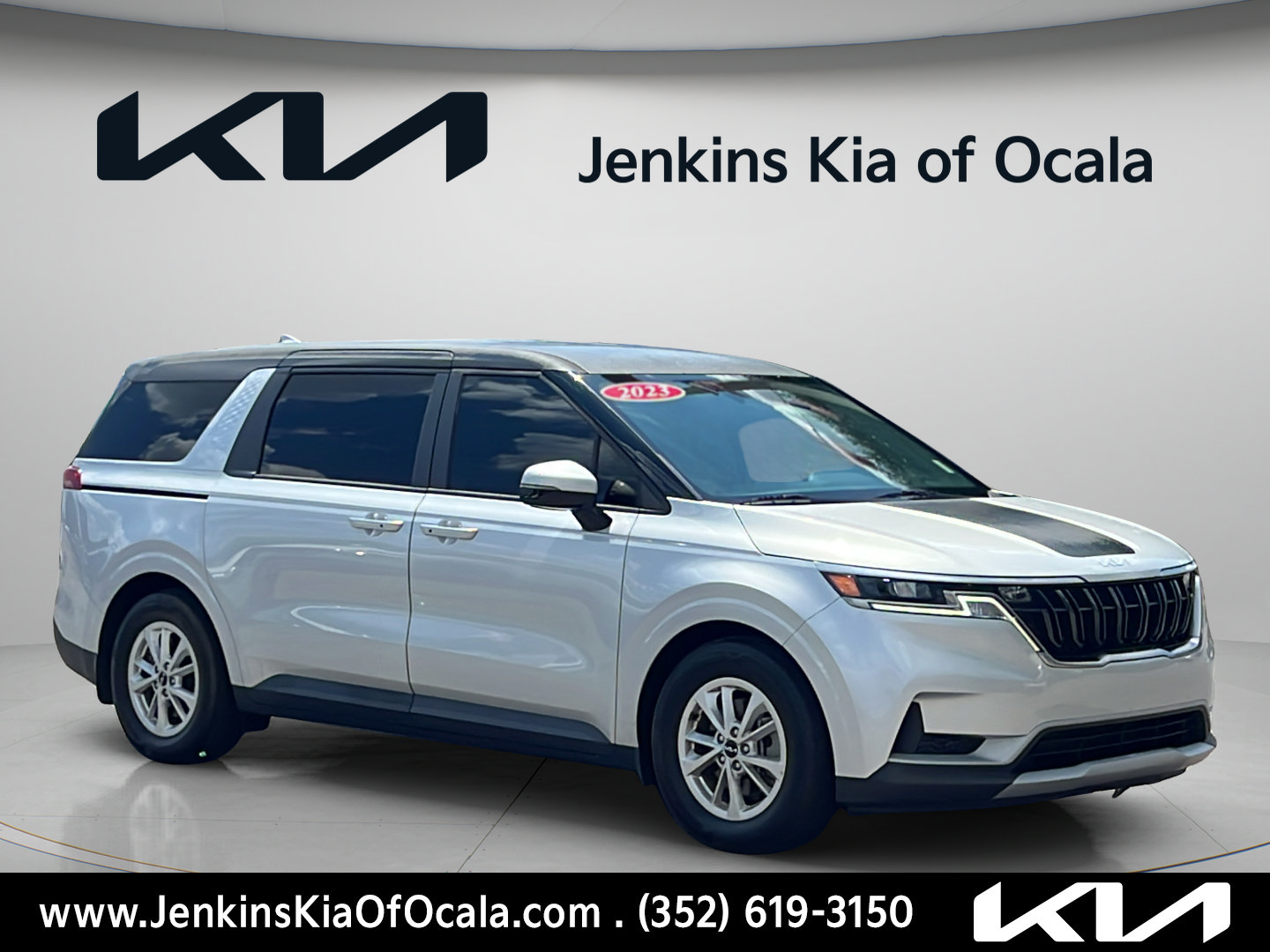 Used 2023 Kia Carnival LX