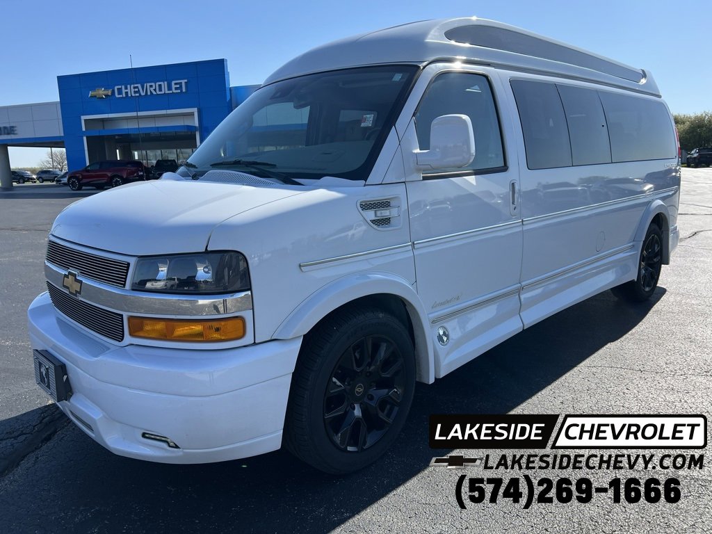 2022 Chevrolet Express 2500 Extended