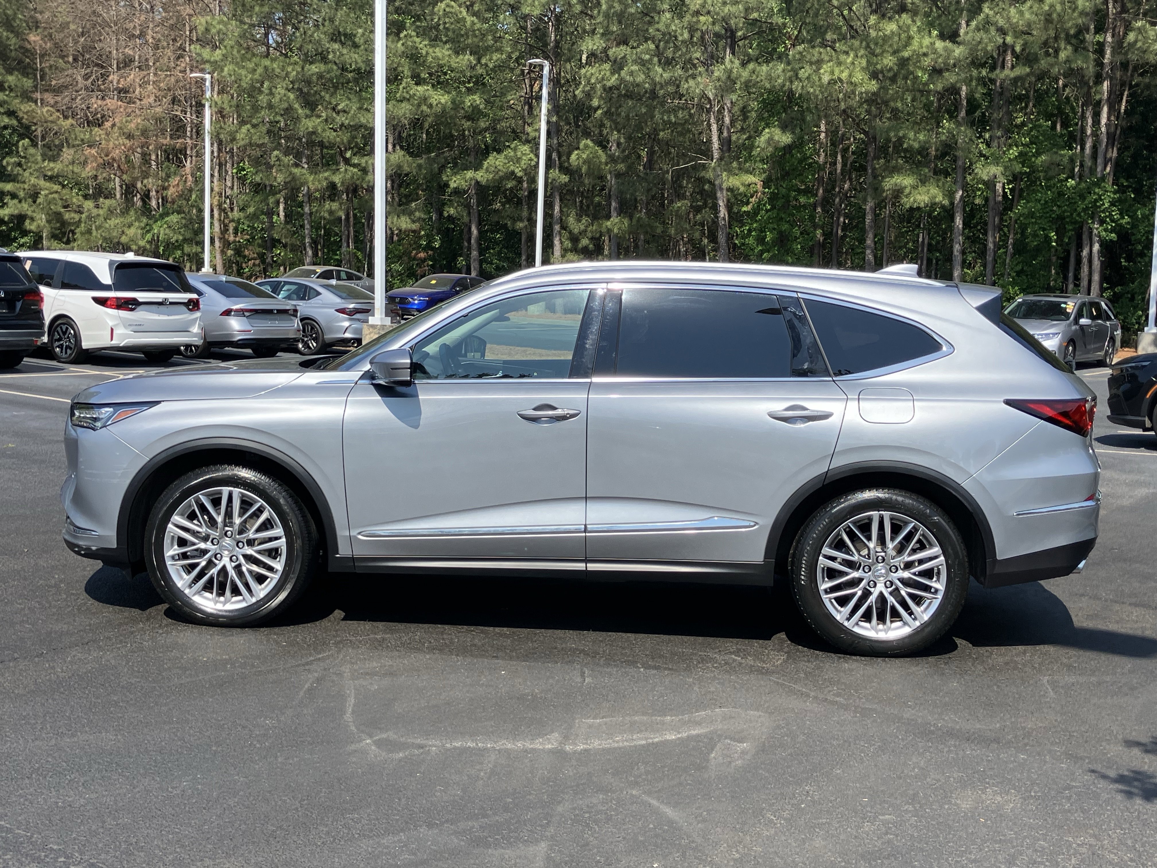 2023 Acura MDX SH-AWD w/ Advance Package