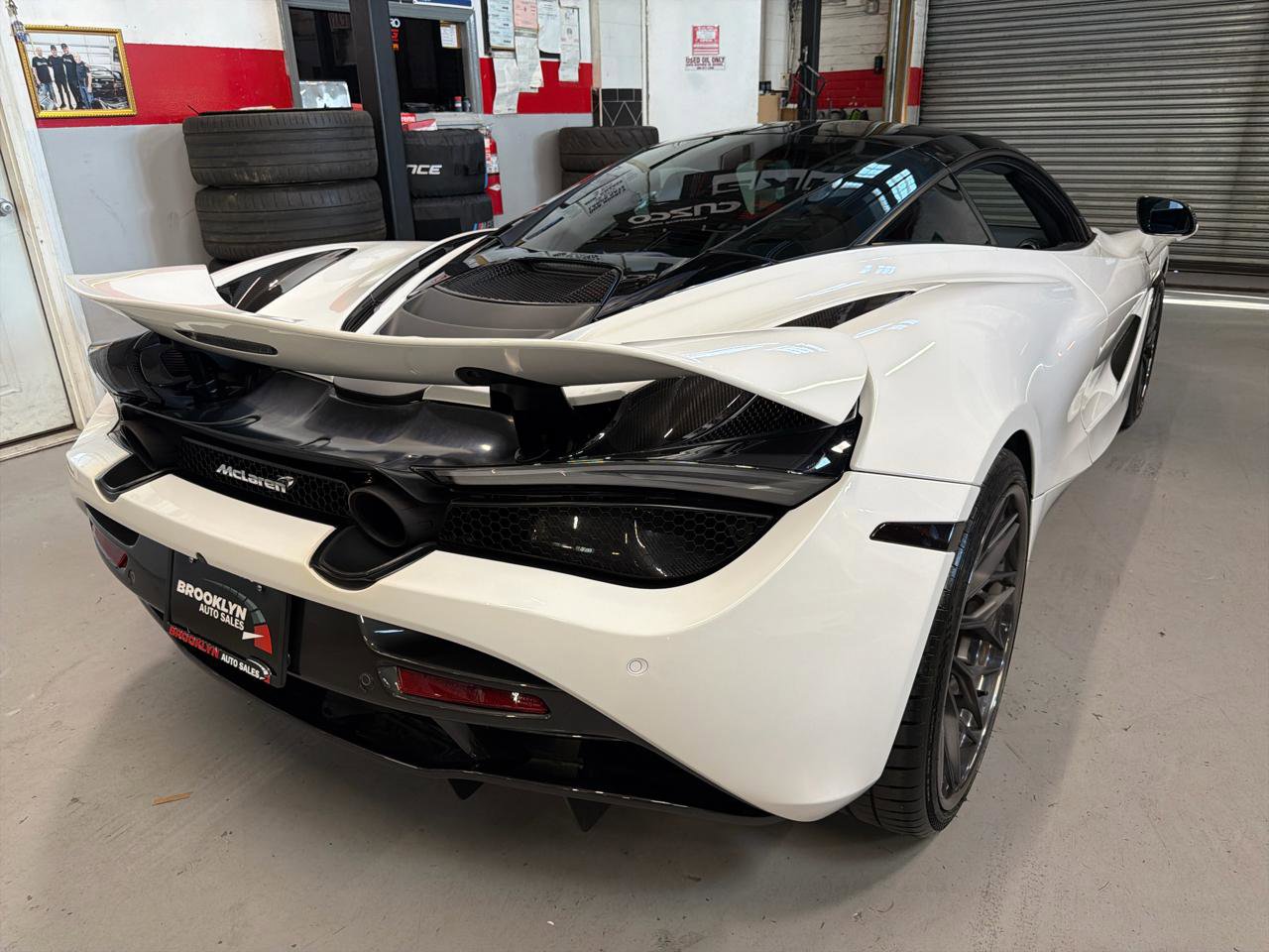 Used 2019 McLaren 720S Performance photo 6