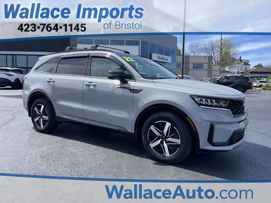 Certified 2022 Kia Sorento EX w/ Panoramic Sunroof Package