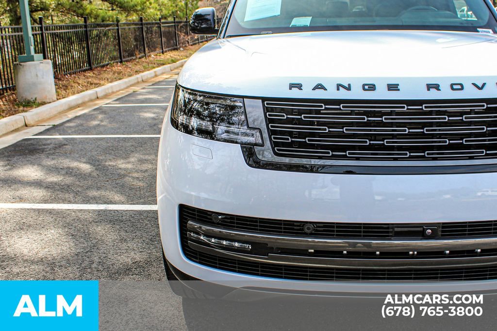 2024 Land Rover Range Rover SE