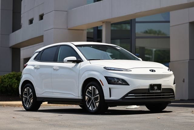 Used 2023 Hyundai Kona SE