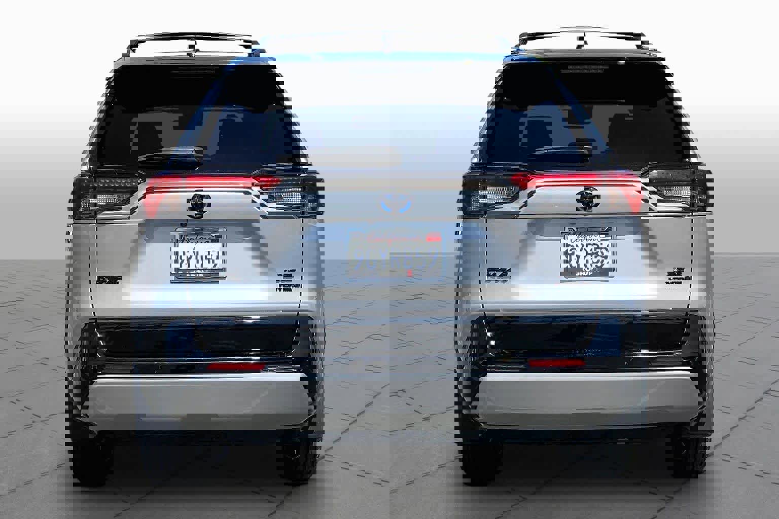 2023 Toyota RAV4 XSE