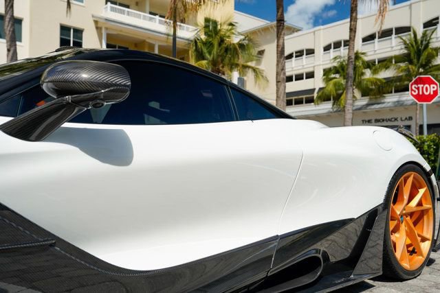 Used 2019 McLaren 720S Performance photo 11