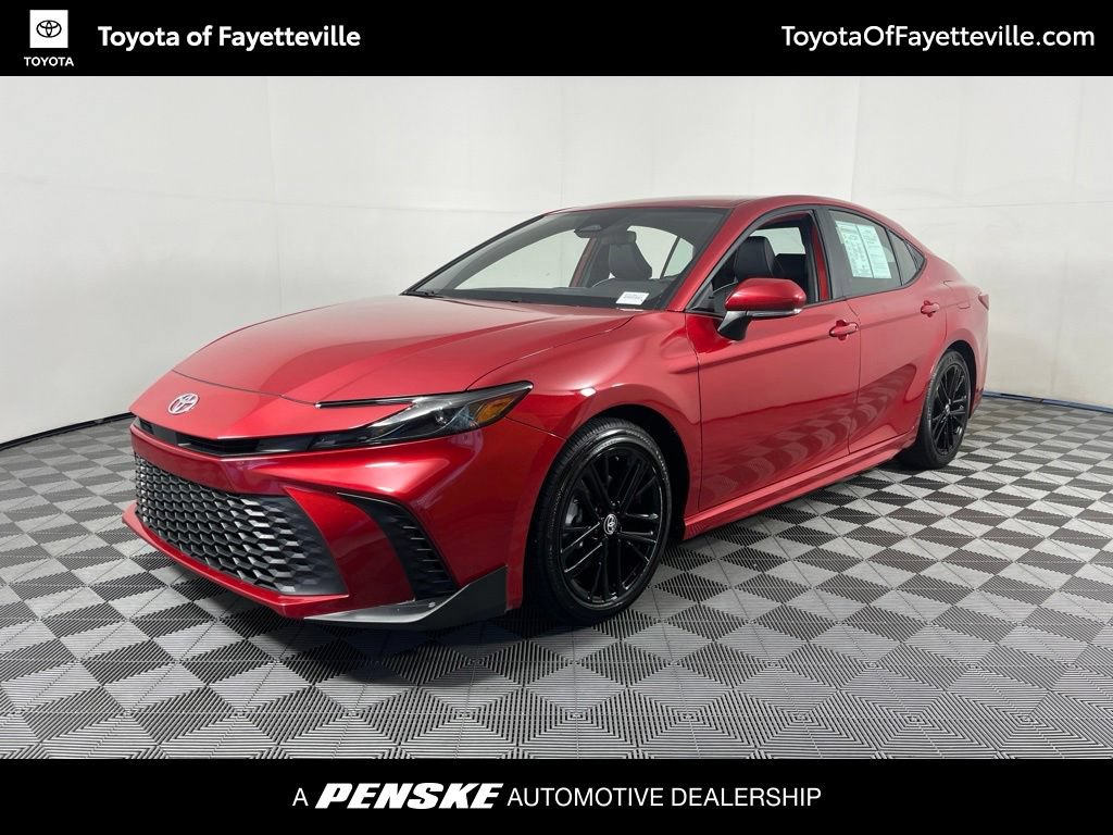 Used 2025 Toyota Camry SE